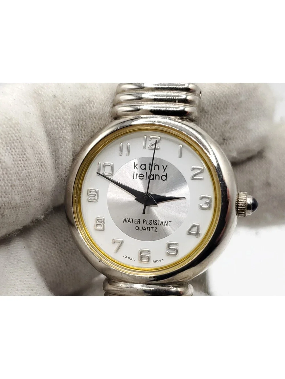 Kathy Ireland Quartz 24mm Womens Watch New Battery Silver Tone Round
